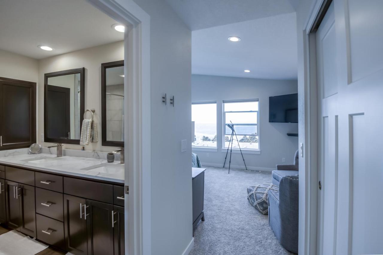 Oceanview Townhome - Pet Friendly - Sleeps 6 - King Depoe Bay Eksteriør bilde