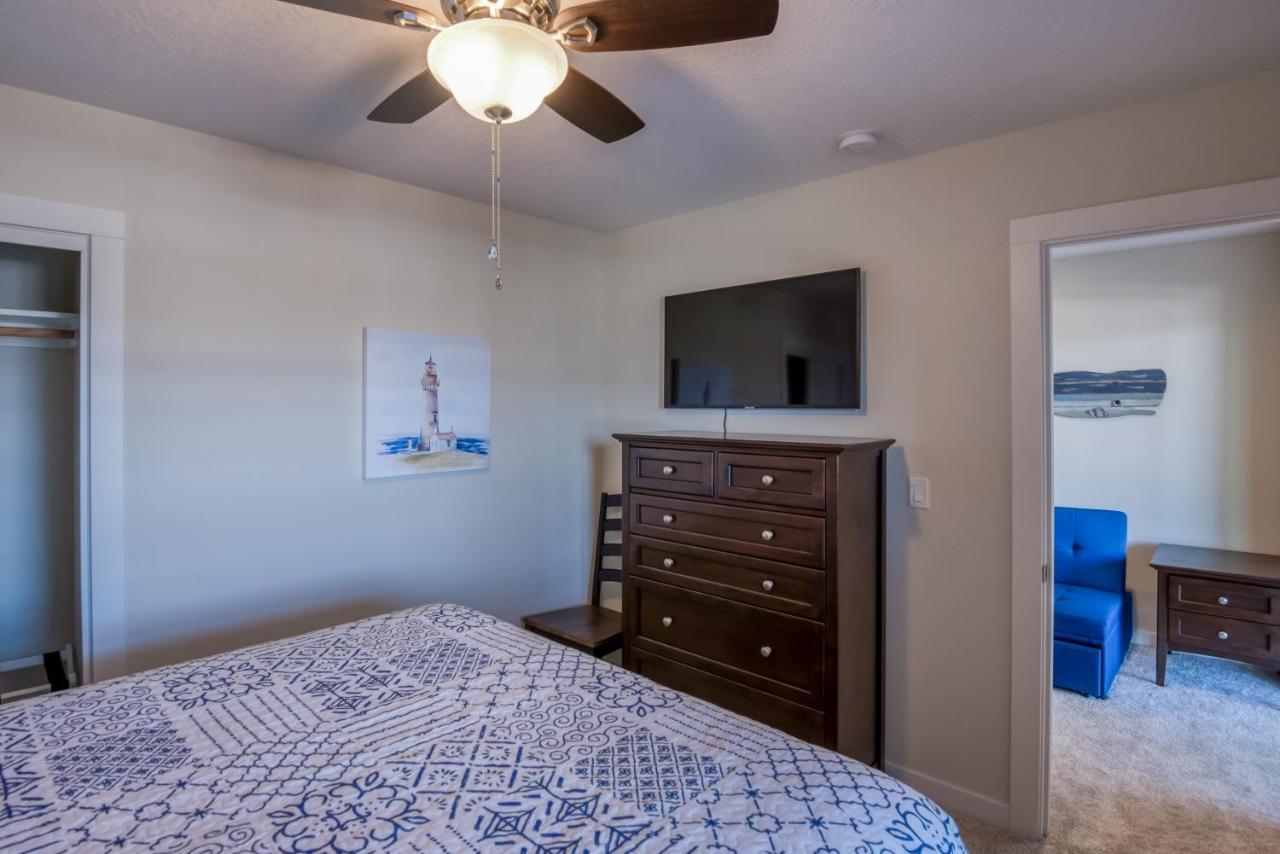 Oceanview Townhome - Pet Friendly - Sleeps 6 - King Depoe Bay Eksteriør bilde