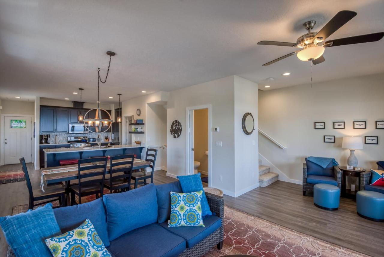 Oceanview Townhome - Pet Friendly - Sleeps 6 - King Depoe Bay Eksteriør bilde